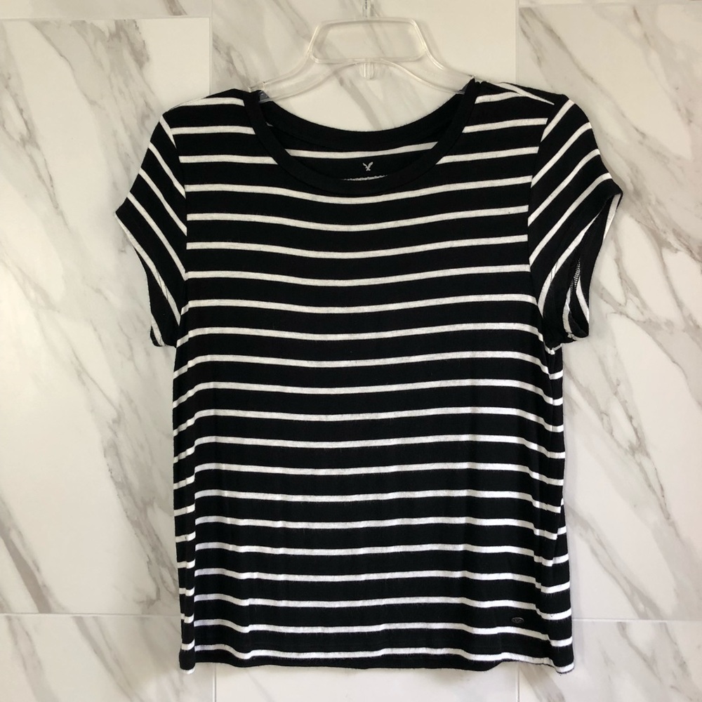 American Eagle Black and White Striped Shirt
